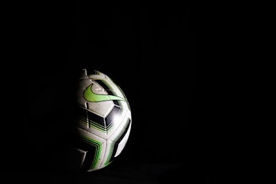 نتائج الدوري الإنجليزي اليوم مباشرتحديثات حية وأحدث الأهداف